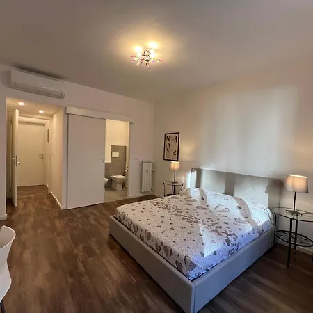 Pure Living By Tinti فلورنس